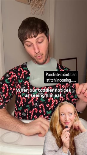 Lucy Upton 🍓 Children’s Dietitian & Feeding Specialist on Instagram: "Why attention can backfire at mealtimes with kids Firstly big love to the wonderful @micahandsarahhh (OG creators)who shared this VERY relatable reel that I know so many of you will be nodding along to. Now whilst it’s natural think ‘why on earth’ are kids so sensitive or receptive to our attention, the makes sense on many developmental and biological levels for our toddlers as I’ve shared above. Essentially, attention around