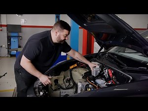 [EN] Replacing a 16v battery on a Tesla model Y | Masters of Motion