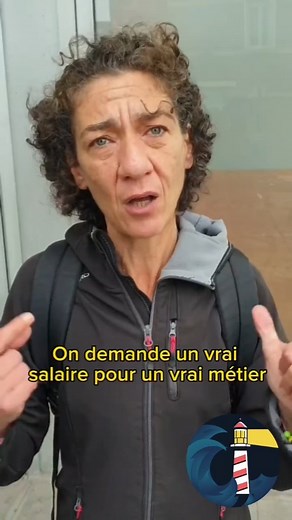 21 reactions · 3 comments | « Un vrai salaire pour un vrai métier ! » Formation en continu, un véritable statut, un (bien) meilleur salaire, pas de fusion avec les assistants d'éducation... Carla, AESH à Amiens, nous détaille les différentes revendications de la profession, en grève ce 3 octobre 2023. | L'insoumission | Facebook