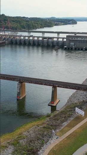 Kayaking on the Tennessee River