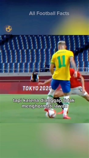 Skill Sepak Bola yang Dianggap HINA Lawan & DILARANG FIFA😳⚽ #football #bola #sepakbola #shorts