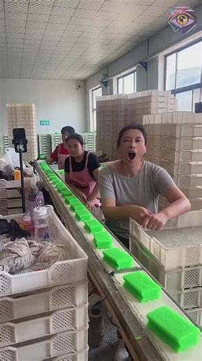 Perfect sync on soap packing line | Bright Side