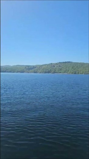 Bootsfahrt über den Edersee #boot #familie #camping #urlaub #freizeitaktivitäten