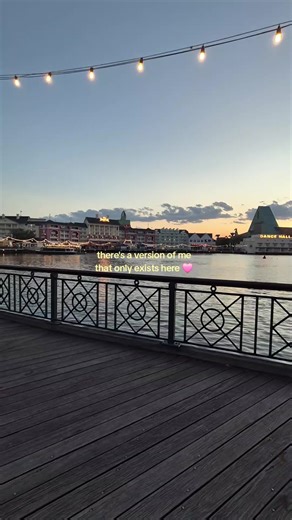 #disneyworld #peaceful #findingnemo #travel | disneyland