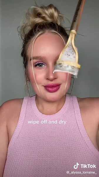 How to Clean Your Eyelash Comb: Step-by-Step Guide