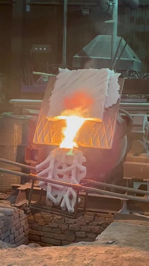 Casting the bronze into the silicone mold process. We are professional sculpture factory in China. If you are interested in the sculpture, please contact me. #tiktok #sculpture #art #statue #artist #cast #casting #artwork