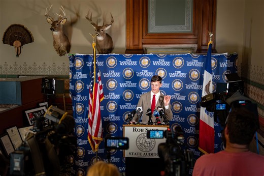 Rob Sand says Kim Reynolds delayed providing ESA information for audit