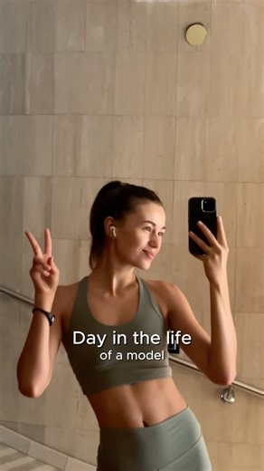 Day in the life of a model ✨ #whatieatinaday #wieiad