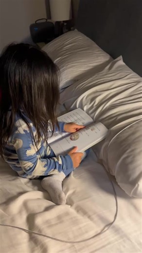 #ryenreads Mouse Tales by Arnold Lobel #bedtimestory #storytime #3yearsolds