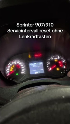 Mercedes Sprinter Intervallanzeige reset #automobile #mechanic #mercedes #service #fyp #workshop