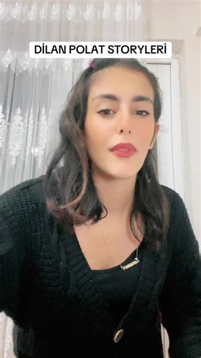 Esmanur on Instagram: "BİR YERDEN BİR SOĞUK GELİYOR 😂#dilanpolat #sıladoğu #keşfet @dilanpolat @siladogu"