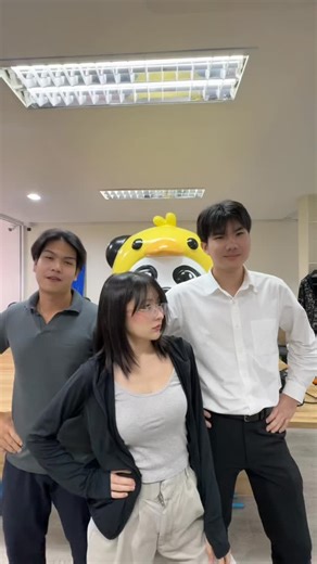 Odoo Solution by Duckgrammer on Instagram: "สนใจส่งประวัติ Resume, CV และผลงานต่างๆ ที่เคยทำ และระบุตำแหน่งที่ต้องการสมัครมาที่นี่เลย 👇 . E-mail : pydev@duckgrammer.odoo.com"