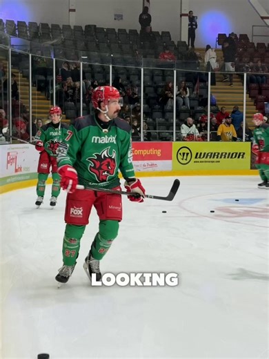 𝗔𝗱𝗱 𝗮 𝗹𝗶𝘁𝘁𝗹𝗲 𝗖𝗵𝗿𝗶𝘀𝘁𝗺𝗮𝘀 𝗺𝗮𝗴𝗶𝗰 𝘁𝗼 𝗲𝘃𝗲𝗿𝘆 𝗳𝗮𝗰𝗲𝗼𝗳𝗳 𝘁𝗵𝗶𝘀 𝗺𝗼𝗻𝘁𝗵 🎄 ✨ Take your match night experience to the next level with a puck sponsorship package Limited spots remaining at all home games from 6th - 20th December 👀 ℹ️ bit.ly/PuckSponsorship 📲 bit.ly/DevsTickets | The Cardiff Devils