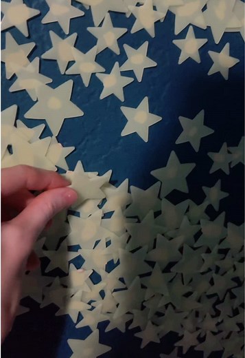 DIY Star Wall Art: 4,000 Stars & More!