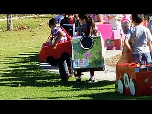 HOW TO MAKE A CARDBOARD BOX CAR