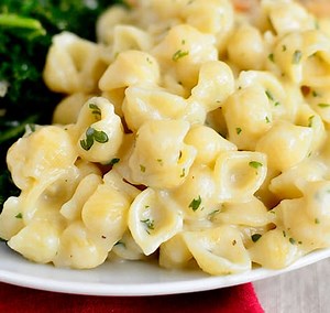 Creamy Garlic Shells - Easy Side Dish Recipe