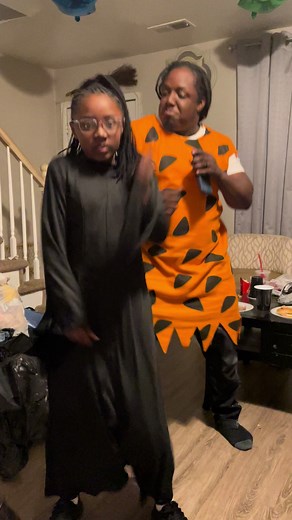 🎃HAPPY HALLOWEEN🎃 #halloween #costume #wednesday #fredflintstone #67