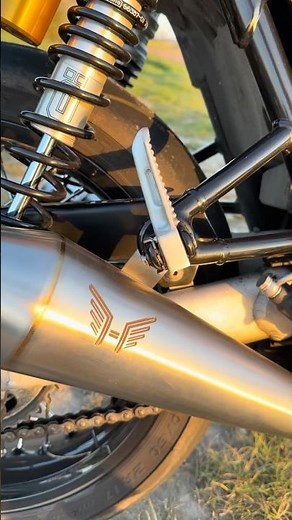Hitchcox Motorcycles Custom Exhaust Systems #hitchcoxmotorcycles #triumphthruxton
