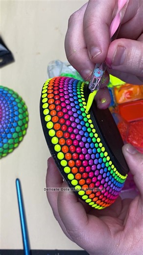 A rainbow of bright colors for this wooden container. I don’t use colors this bright often, but when I do I go all in. #mandala #dotart #satisfying #painting #rainbow