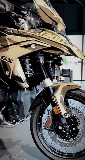 BMW R 1300 GS Adventure Bike Review by BYmyCAR 93