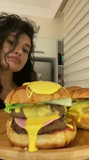 17K views · 328 reactions | best cheddar sauce recipe #cooking #recipes #fyp #tips #reels #viral #food #kitchen #cheddar #sauce | Kitchen zeneppp | Facebook