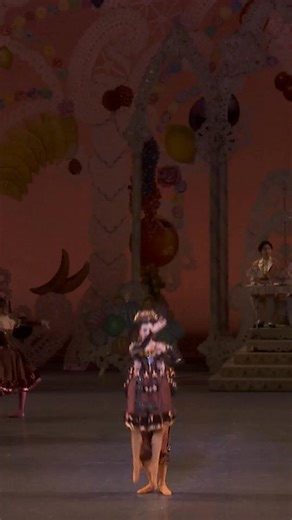 18K views | This holiday season, bask in the glow of New York City Ballet's famed Christmas tree as it grows to a staggering 40 feet, leaving you wonderstruck by the grand spectacle of George Balanchine's The Nutcracker®, NOV 28 – JAN 3. George Balanchine's The Nutcracker® is generously sponsored by The Travelers Companies, Inc. | New York City Ballet | Facebook