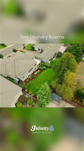 Room to Share & Grow in Gig Harbor, MultiGen Home IN TOWN.