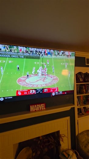 7.9K views · 146 reactions |  BOOMER BABY!!  Oklahoma Sooners just took down Alabama 23–21! What. A. GAME.  Heart rates up, voices gone, and every Sooner fan is ALIVE right now! BOOMER SOONER!! ❤️ #BoomerSooner #OklahomaFootball #SoonersWin #CollegeFootball #OUvsBama #LetsGo #EpicFinish #GameDayVibes #TeamNewman | Richard Newman | Facebook