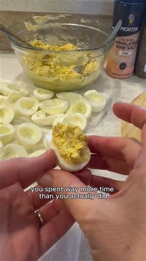 🥓🎄 Holiday Deviled Eggs (Bacon-Topped & Insanely Good)