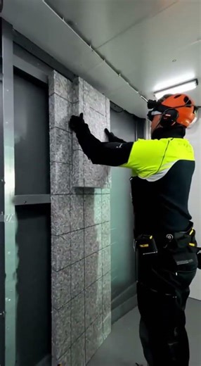 Underwater Bunker Build (You Won’t Believe This)🤯