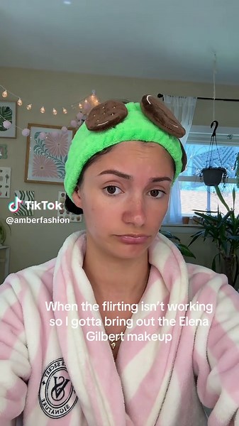 Elena Gilbert makeup always eats #tvd #elenagilbert #elenagilbertmakeup #makeup #flirty #damonsalvatore #stephansalvatore #stefansalvator #vampirediaries