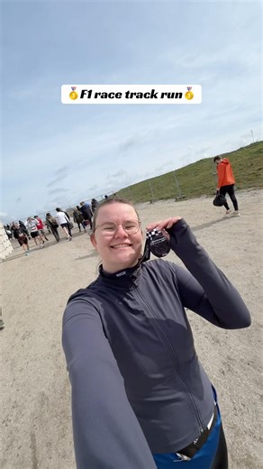 Rennen op een F1 circuit?! 🏎️🏁🥇 #hardlopen #running #formula1