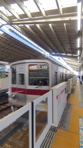 東武9000系9105F(03T) Fライナー特急元町・中華街行 自由が丘駅到着
