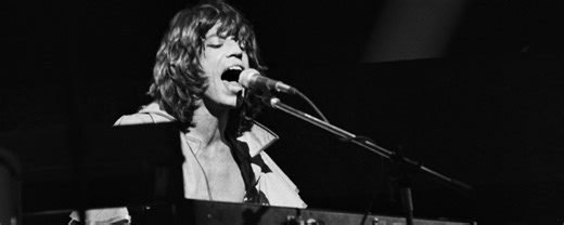 3 Songs From 1968 That Marked the End of the Summer of Love