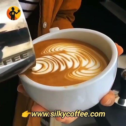 Perfect ASMR Latte Leaf Every Single Time #asmr #barista #oddlysatisfying