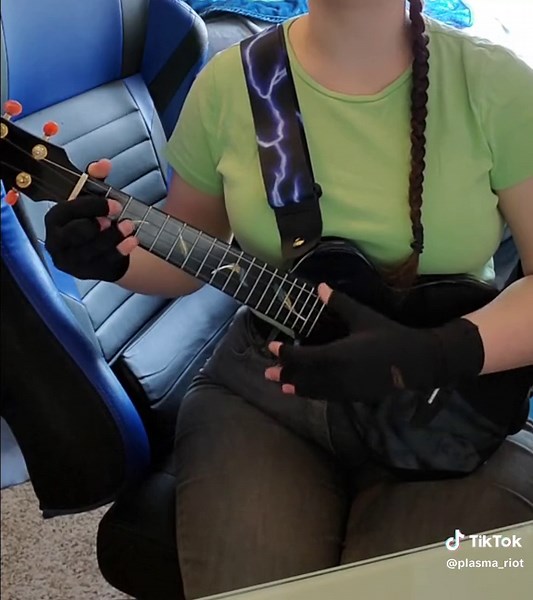 Hello Rainbow Road: A Captivating Ukulele Cover