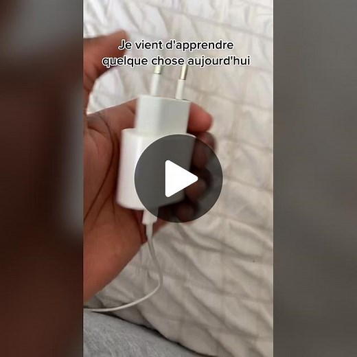 Exploring the White USB-C Adapter Design and Functionality