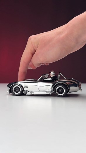 A brand-new line of toy RC cars from Kyosho — First Mini-Z! A fantastic series with a great selection of cars, all using the same mount as the Mini-Z. In this video, we’ve got the 1/28 Shelby Cobra 427 S/C with proportional speed control and installed front light. It’s also a great option for customization and use with your favorite Mini-Z chassis. #kyosho #kyoshoamerica #firstminiz #miniz #rctoys #rccar #rchobby #rclife #radiocontrolled #remotecontrol | Freddy Toys