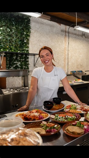 Chiquis on Instagram: "My Foodies!! 🤗🍴 New season. New spots. New cravings. Episode 1 & 2 hit this Thursday. Come eat with me on @latinationmedia! First two episodes are @paradisecovebeachcafe @las_changas_official Download the FREE LatiNation app to watch - LINK IN BIO 🔗 #FoodieOnTheGo #Chiquis"