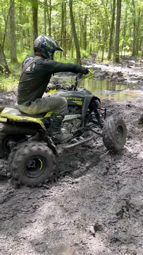 Raptor700 vs tree 🌳 0-1 😂 #offroad #fun #mudding #adventure #nature #mud #atv #lifestyle #instagram #reels #enduro | Boricuas En Orlando ATV