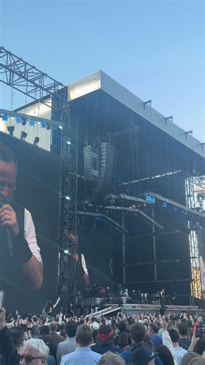 For those of you who didn't make it to any Bruce Springsteen gigs in Ireland this week... Here's a snippet of his gig in #crokepark last night 🤩✨ #brucespringsteen #brucespringsteenandtheestreetband #brucespringsteenireland #theriver #borntorun | Sony Music Ireland