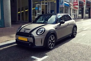 Mini Cooper 3 DOOR Colours - Check Mini Cooper 3 DOOR Colour Options Available
