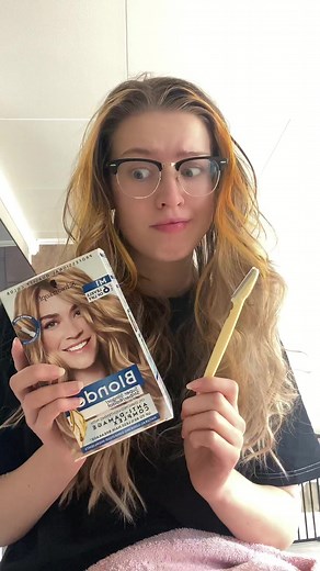 Applying Hair Dye: Step-by-Step Process