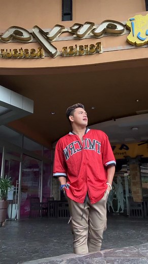 Pa isa nito 🙈 ❤️Tell me who’s that Girl, mga wakwak sa club 🤣 #langga #tiktokviralfypシ #nocpyrightinfringementintendedmusic | Ryan Dusaban Guillamaso