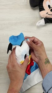 Melissa & Doug Disney Mickey Mouse & Friends Soft & Cuddly Hand Puppets