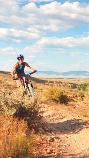 Crisp fall air, golden trails, and the perfect ride—Fruita in autumn is the dream! 🍂 | Go Fruita