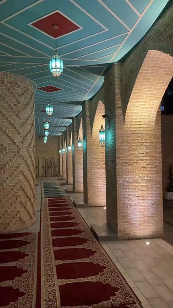 Exploring the Serenity of Mosque Architecture