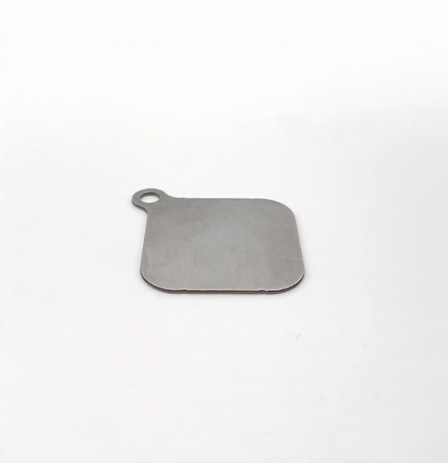 Cool new accessory! The Mag Grab is a magnetic fly patch made from anodized aircraft grade aluminum alloy that will stand up to years of use. Its fully-machined and milled aluminum housing holds an extremely strong, rare-earth neodymium magnet which was specially chosen to be delicate enough so flies can be easily removed, yet strong enough to hold pliers, forceps, knives, or just about any tool you can imagine. On top of that the stainless steel plate is a high grade stainless steel alloy that 