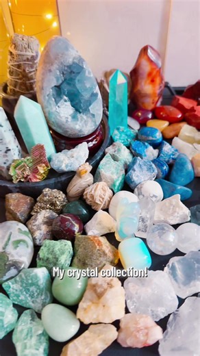 I charged all of my crystals under the full moon and organized them! Can you name any of the crystals? If so put it in the comments! 🔮#witch #witchcraft #witchtok #crystals #crystaltok