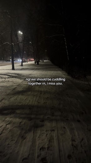 loudsilence (@loudsilennce)’s video of Cuddles